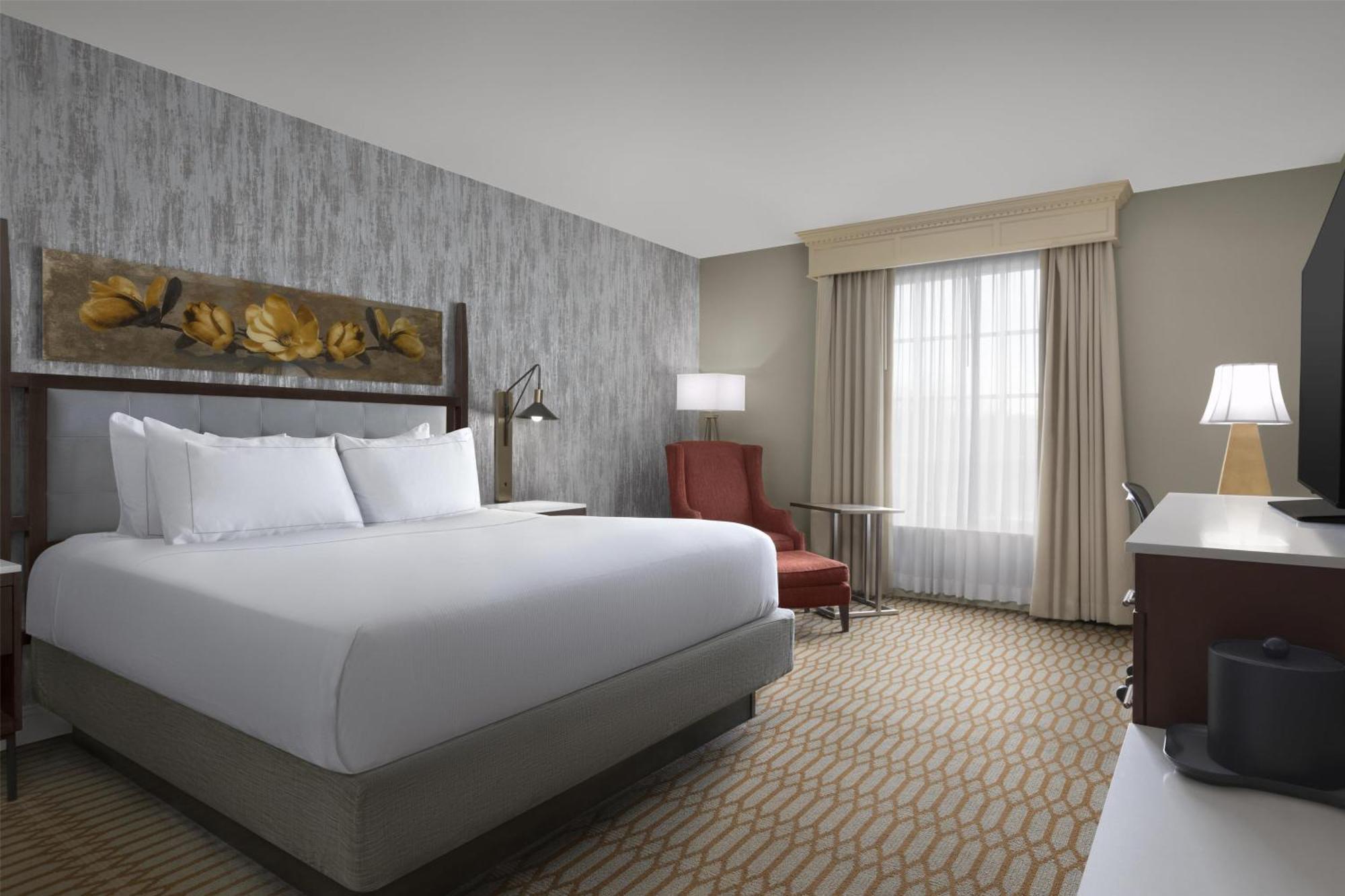 Virginia Crossings Hotel, Tapestry Collection By Hilton